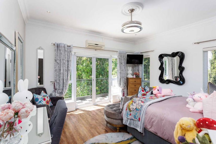To Let 4 Bedroom Property for Rent in Val De Vie Estate Western Cape